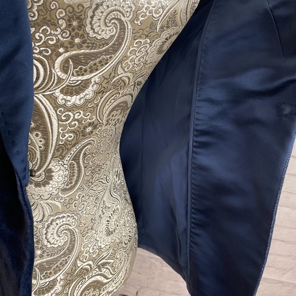 Ellie Tahari velvet blazer size 2 (XS) - Picture 12 of 16